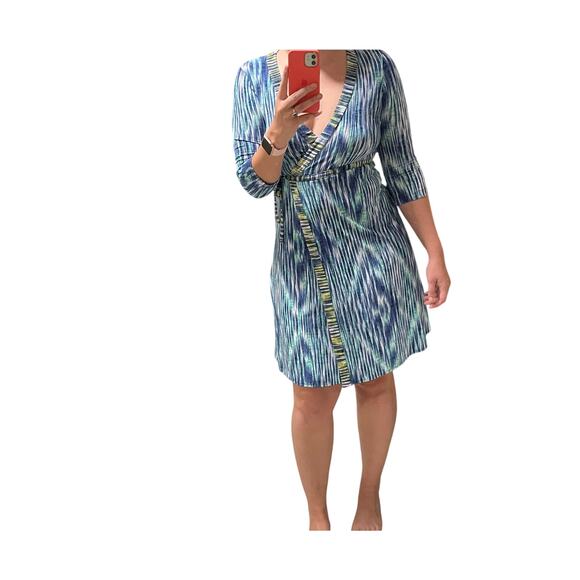 BCBG MaxAzria Wrap Dress Size Medium - Picture 1 of 11